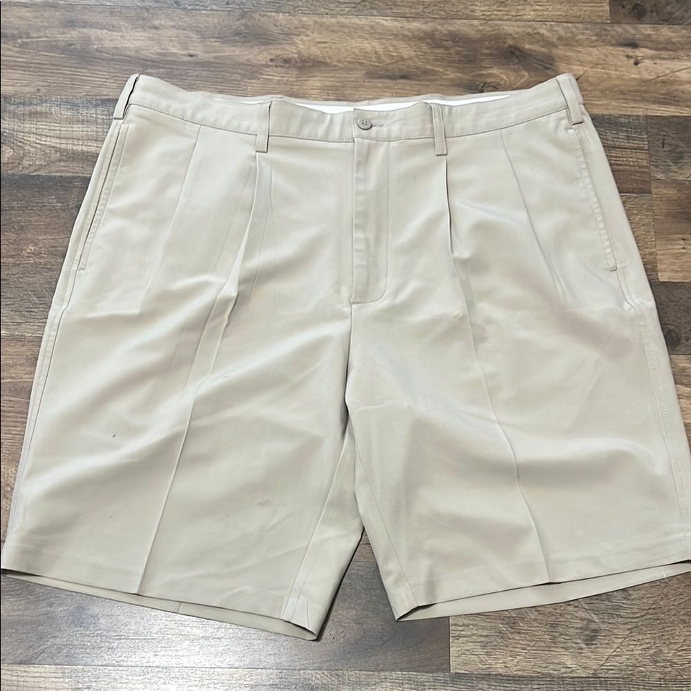 Footjoy Men's Tan Shorts size 38